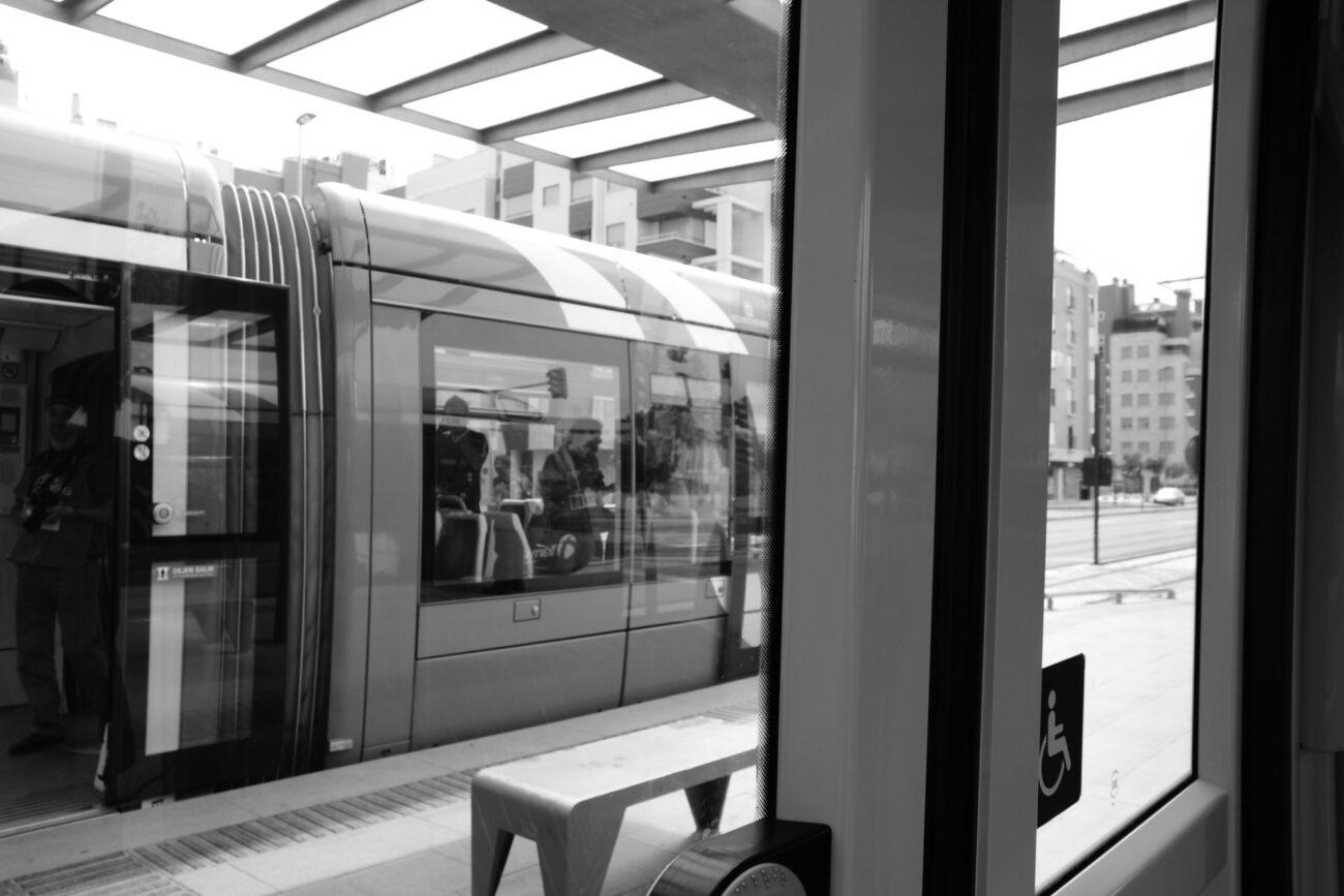 Tranvía de Murcia en blanco y negro